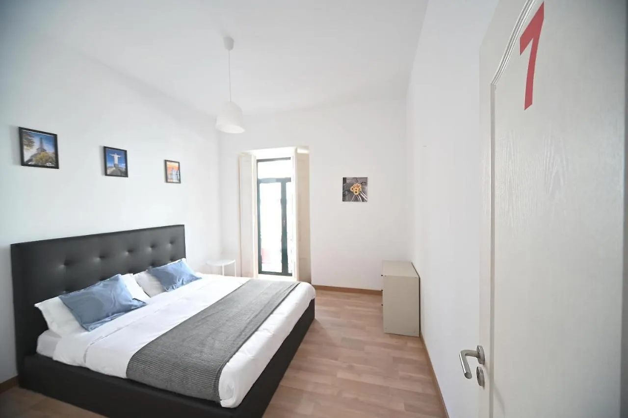 7 Requinte Hostel Lisboa